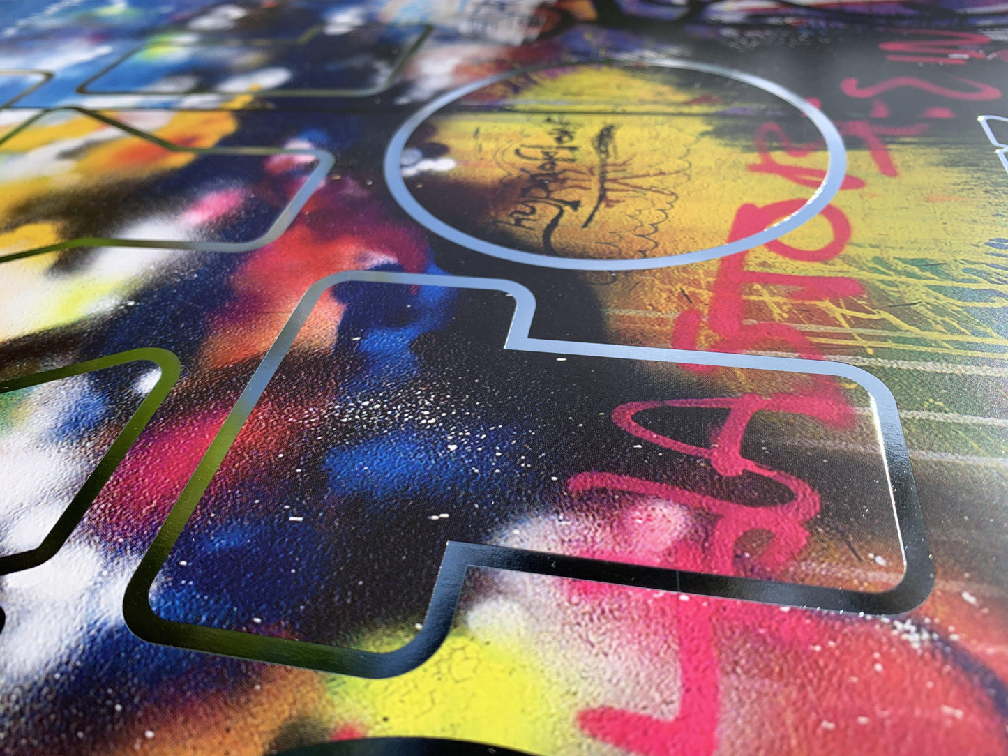 Zoomed in image of the Mylo Xyloto lithograph. It is the same photo as the previous images, but magnified for closer inspection.